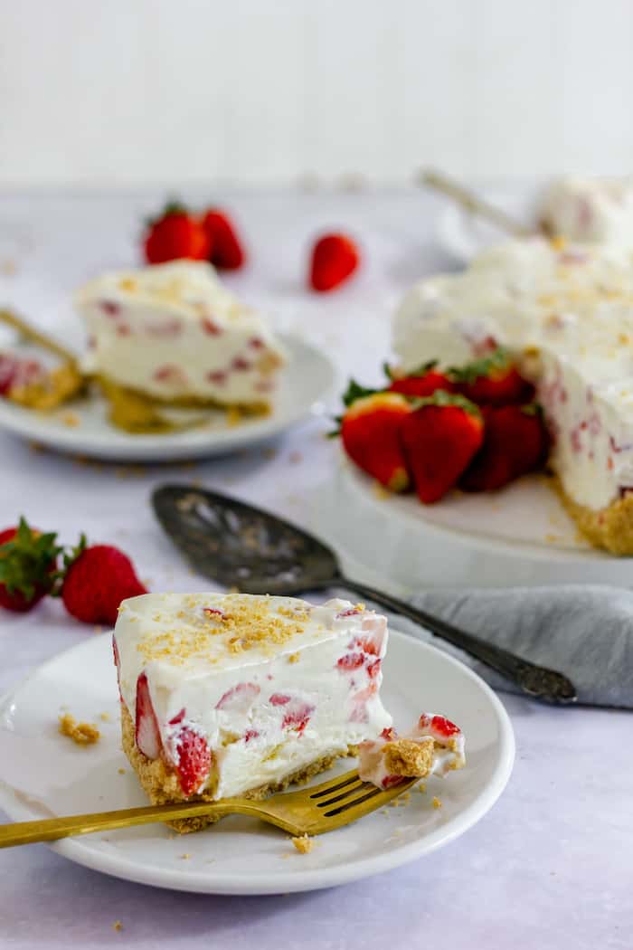 No-bake strawberry cheesecake - delicious!