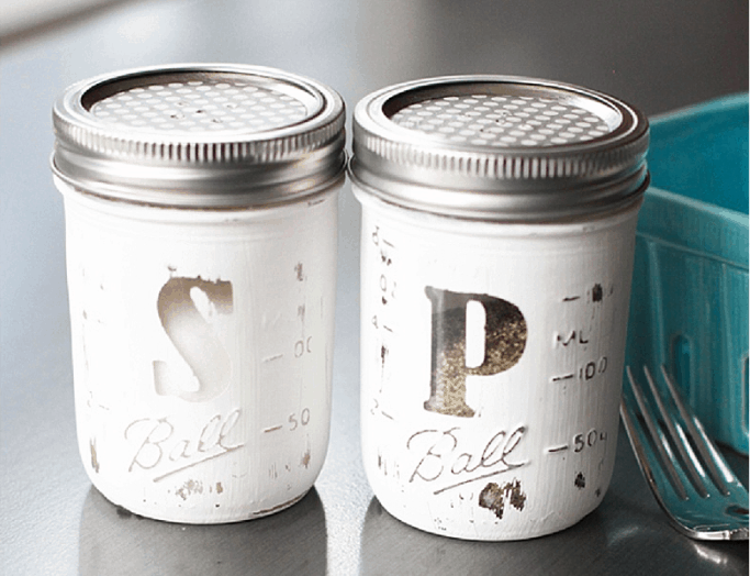 Photo shows mason jars as salt and pepper shakers