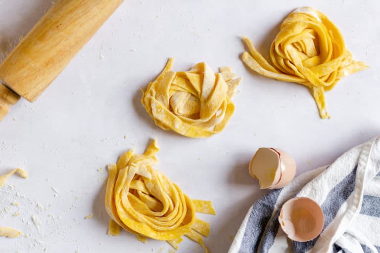 egg noodles, gluten-free