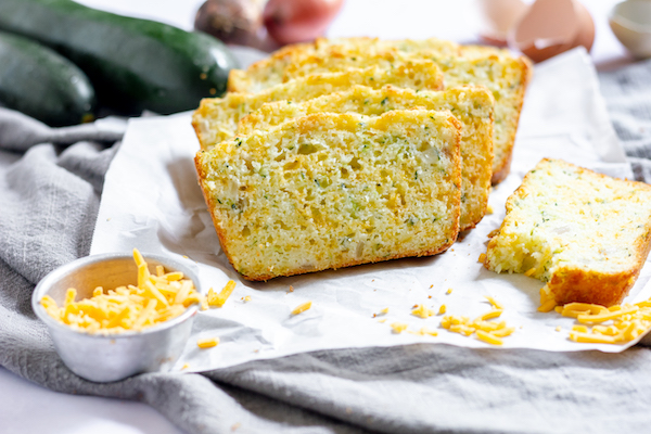 Cheesy Zucchini bread with onions - gluten-free