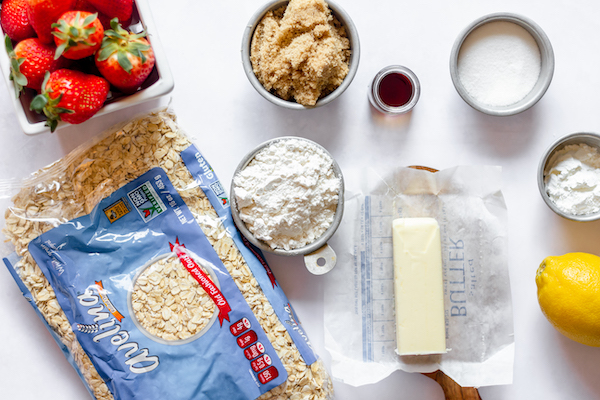 ingredients for strawberry oatmeal bars