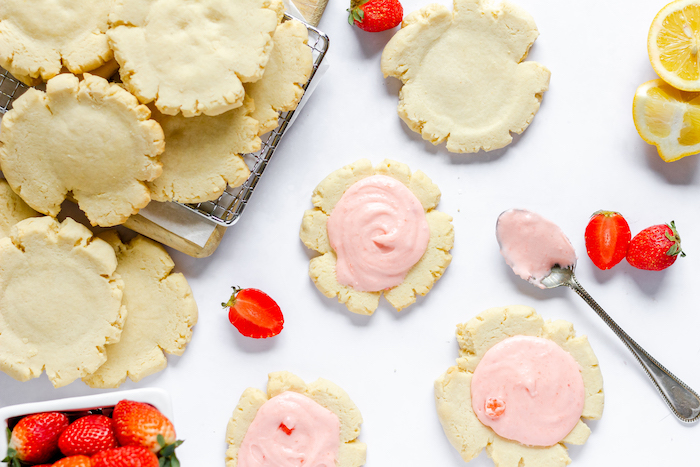 strawberry sugar cookies with strawberry icing