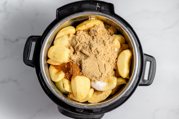 apples, brown sugar, cinnamon, and salt in an instant pot.